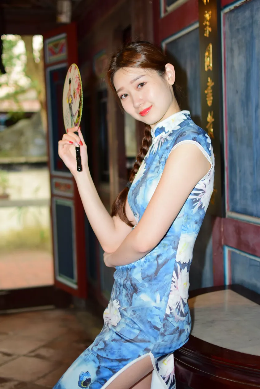 [Mzsock] NO.174 USD High-cut long cheongsam with white high heels and beautiful legs street photography#[105P]-58